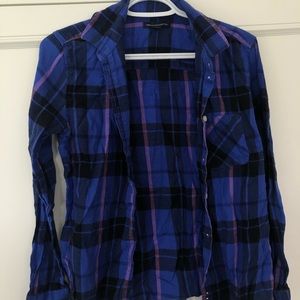 American eagle plaid shirt